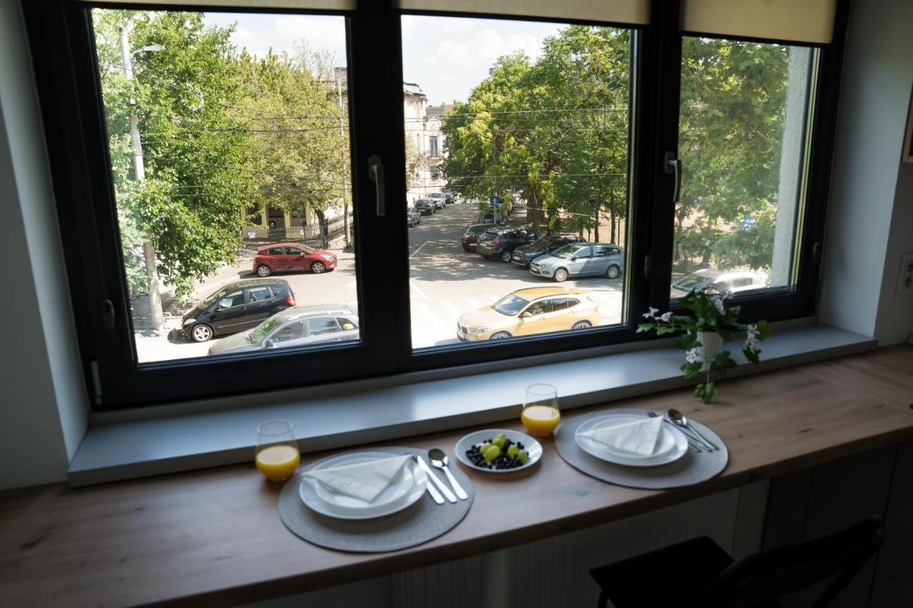 Azaleea Apartments Букурещ Екстериор снимка